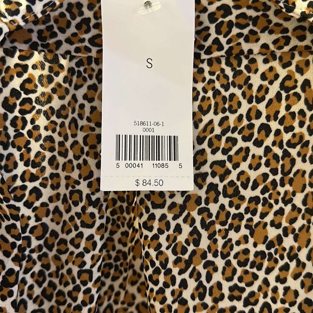 Banana Republic blouse cover up - Picture 3 of 3